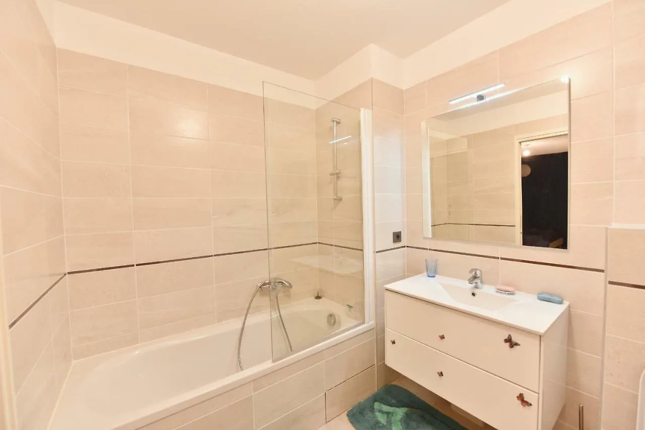 2-Br With Terrace And Pool In The Heart Of Palm Beach Cannes Apartment