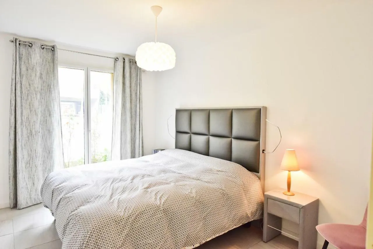 2-Br With Terrace And Pool In The Heart Of Palm Beach Cannes France